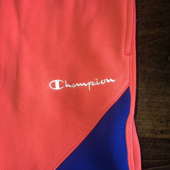 NWT champion sweatpants with zipper ankle! - Picture 3 of 4
